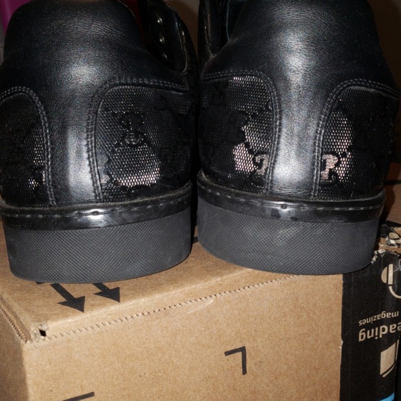 Gucci Sneakers - Picture 6 of 7